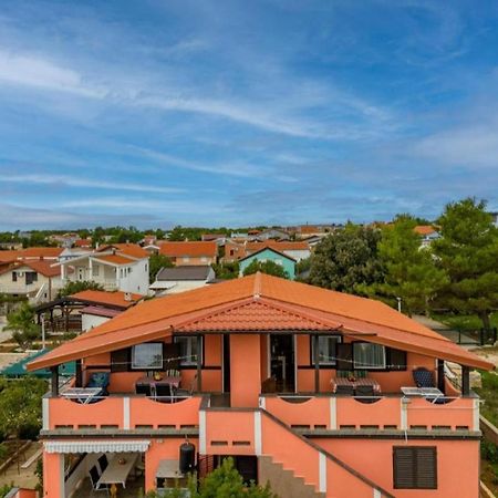 Apartman Zlata Vir Exterior foto