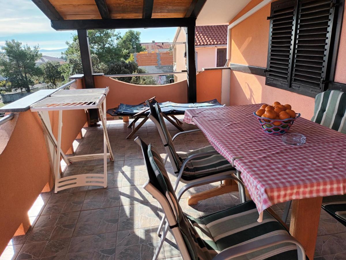 Apartman Zlata Vir Exterior foto