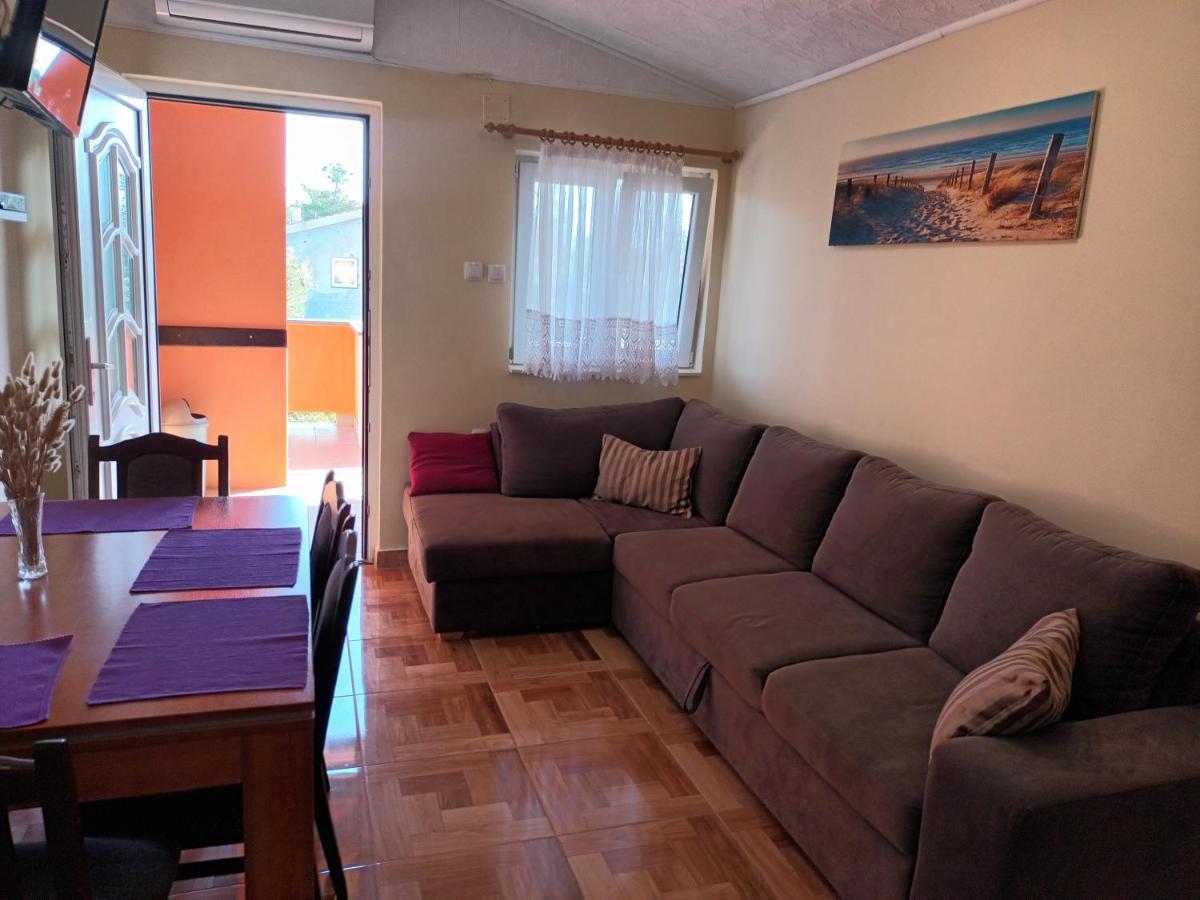 Apartman Zlata Vir Exterior foto
