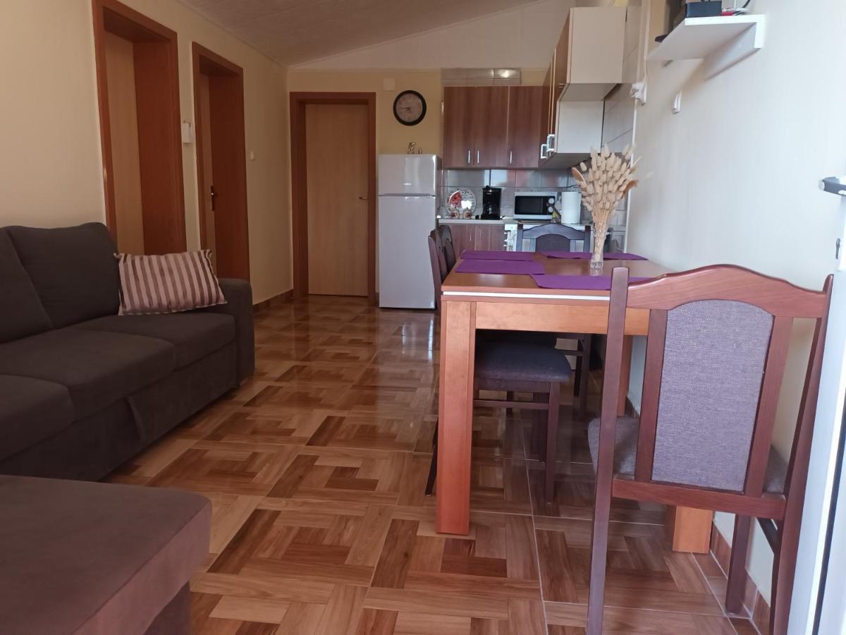 Apartman Zlata Vir Exterior foto