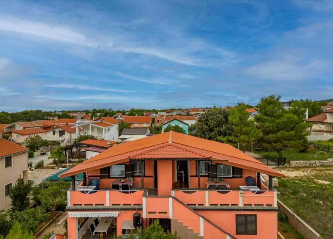 Apartman Zlata Vir Exterior foto